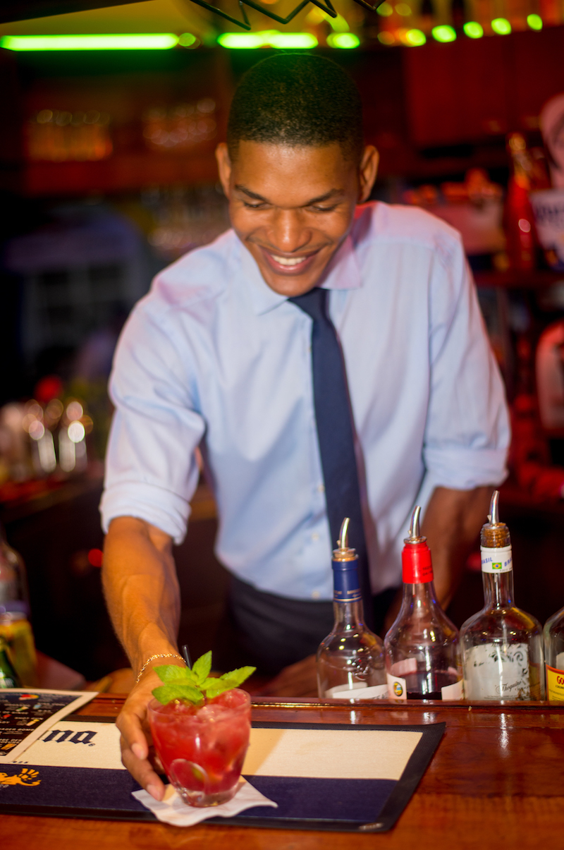 bartender-rainer-boucard-cocktail-party